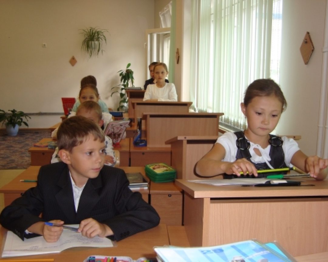 Основание внедрения в учебный процесс образовательных учреждений всех типов здоровьеразвивающую технологию д.м.н. Базарного В.Ф.