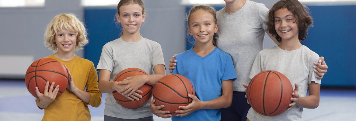 В рядах олимпийцев &mdash; дети и учителя