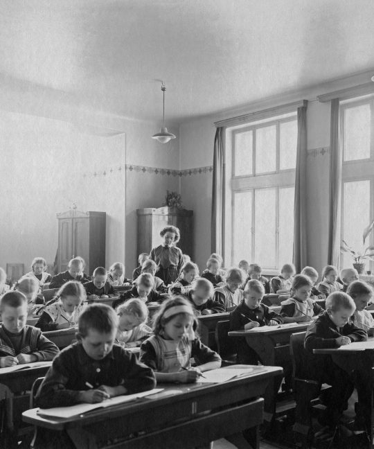 Школьные болезни – 1909