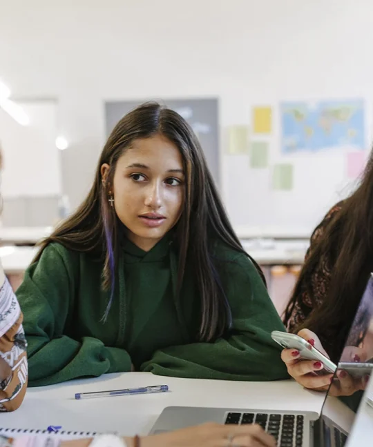 Forbes Woman: зачем нужны школы с раздельным обучением